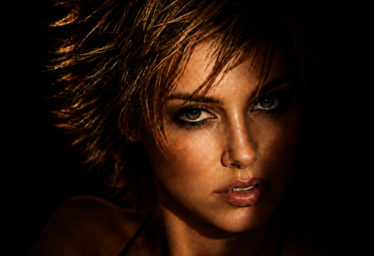 Pop/Dance Icon Kim Kay Releases “Animal”